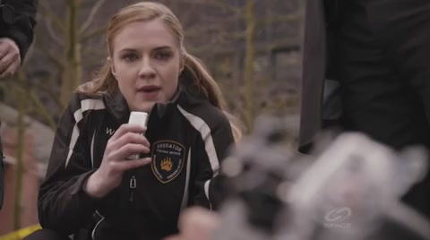 VampireDiariesWorld-dot-org_PrimevalNewWorldS01E01-0181.jpg