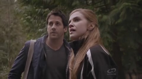 VampireDiariesWorld-dot-org_PrimevalNewWorldS01E01-0865.jpg