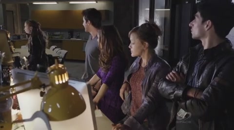 VampireDiariesWorld-dot-org_PrimevalNewWorldS01E01-1130.jpg VampireDiariesWorld-dot-org_PrimevalNewWorldS01E01-1130.jpg