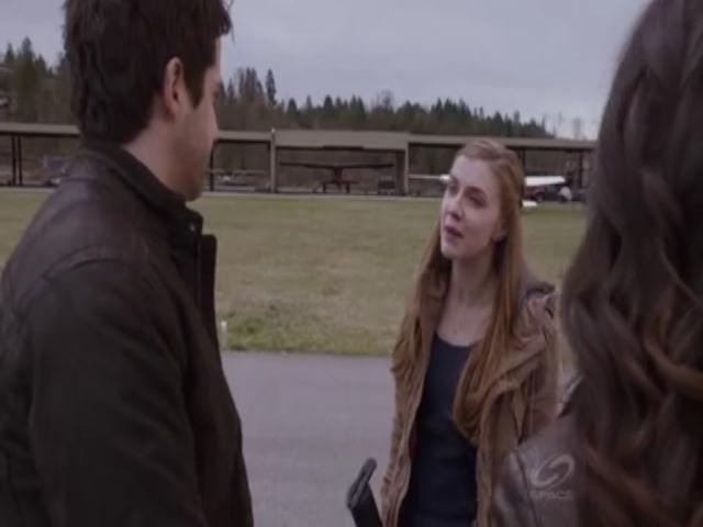 VampireDiariesWorld-dot-org_PrimevalNewWorldS01E03-0258.jpg