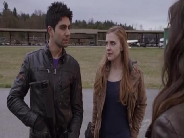 VampireDiariesWorld-dot-org_PrimevalNewWorldS01E03-0276.jpg
