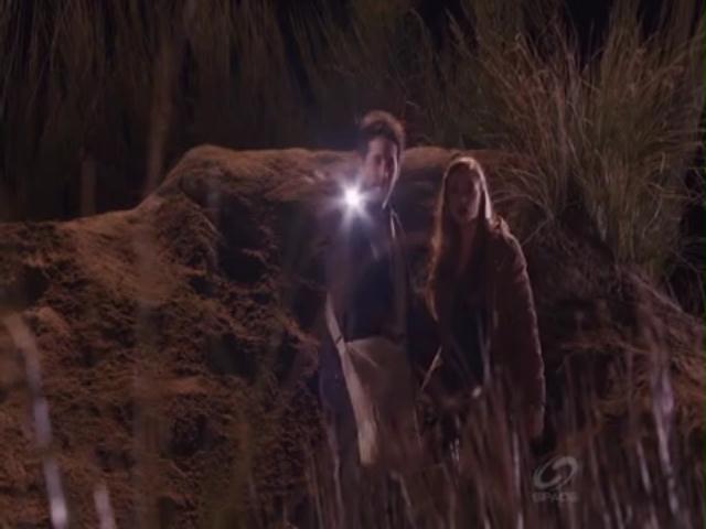 VampireDiariesWorld-dot-org_PrimevalNewWorldS01E03-0361.jpg