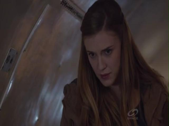 VampireDiariesWorld-dot-org_PrimevalNewWorldS01E03-1695.jpg