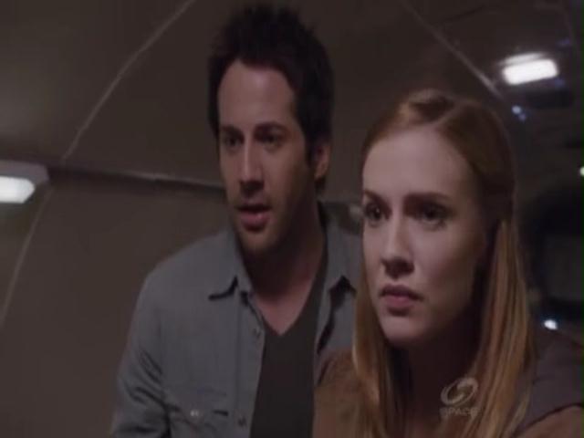 VampireDiariesWorld-dot-org_PrimevalNewWorldS01E03-2175.jpg VampireDiariesWorld-dot-org_PrimevalNewWorldS01E03-2175.jpg