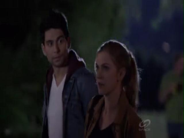 VampireDiariesWorld-dot-org_PrimevalNewWorldS01E05-0503.jpg