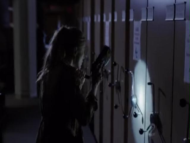 VampireDiariesWorld-dot-org_PrimevalNewWorldS01E05-0865.jpg VampireDiariesWorld-dot-org_PrimevalNewWorldS01E05-0865.jpg