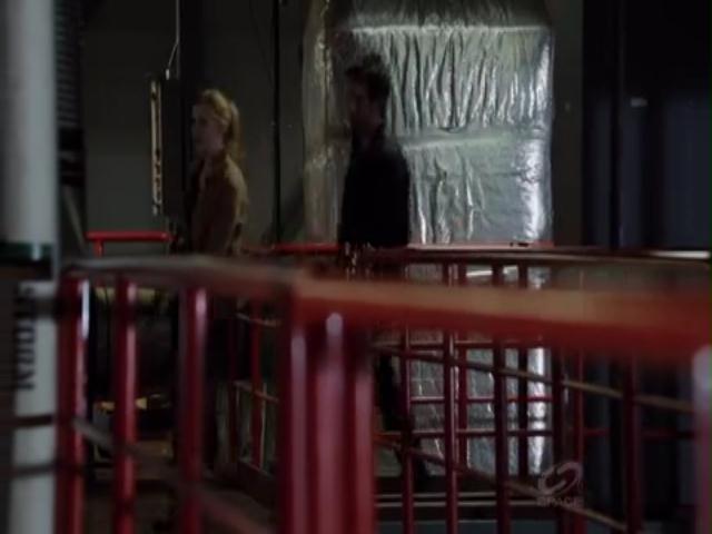 VampireDiariesWorld-dot-org_PrimevalNewWorldS01E05-2048.jpg