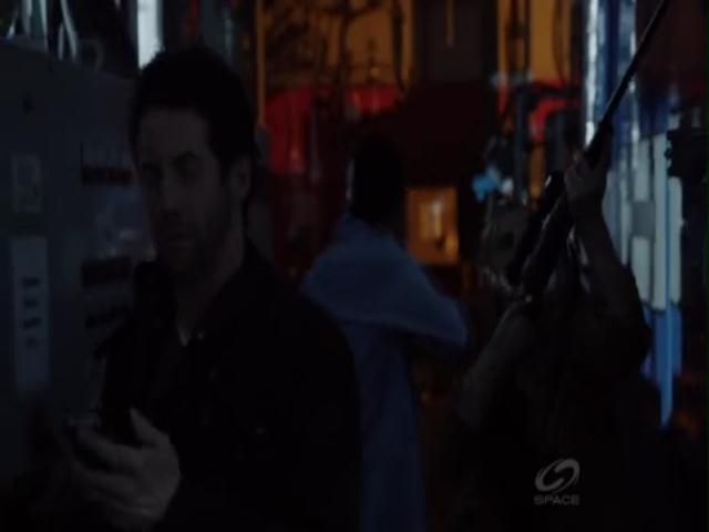 VampireDiariesWorld-dot-org_PrimevalNewWorldS01E05-2309.jpg