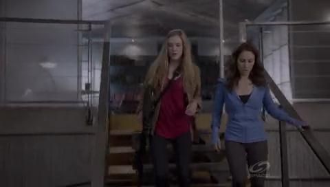 VampireDiariesWorld-dot-org_PrimevalNewWorld-1x08-0890.jpg