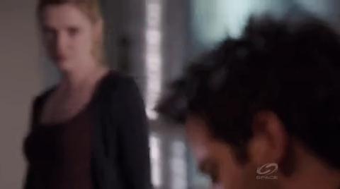 VampireDiariesWorld-dot-org_PrimevalNewWorld-1x09-2307.jpg