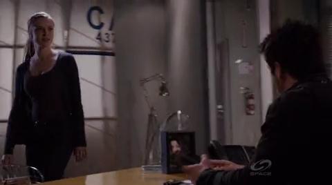 VampireDiariesWorld-dot-org_PrimevalNewWorld-1x09-2325.jpg