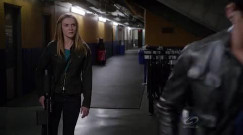 VampireDiariesWorld-dot-org_PrimevalNewWorld-1x10-1608.jpg