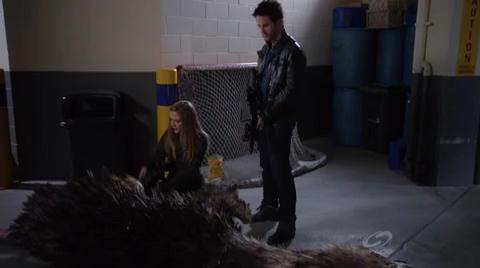 VampireDiariesWorld-dot-org_PrimevalNewWorld-1x10-2145.jpg