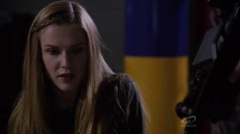 VampireDiariesWorld-dot-org_PrimevalNewWorld-1x10-2201.jpg