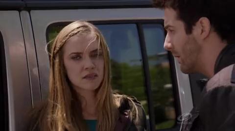 VampireDiariesWorld-dot-org_PrimevalNewWorld-1x10-2446.jpg