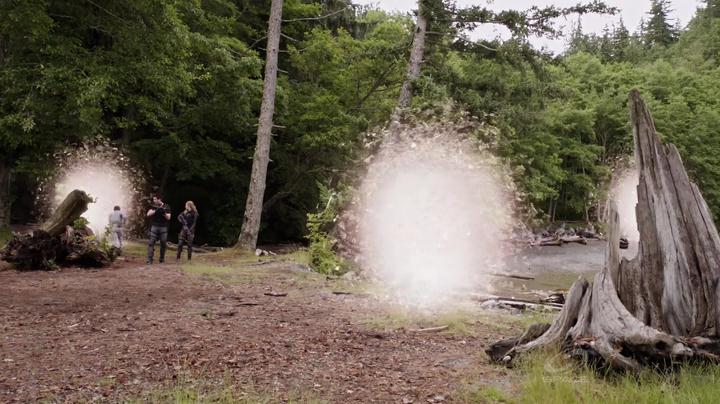 VampireDiariesWorld-dot-org_PrimevalNewWorld-1x12-1292.jpg