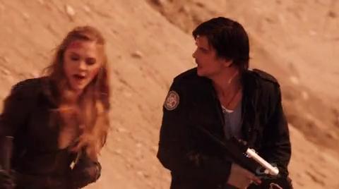 VampireDiariesWorld-dot-org_PrimevalNewWorldS01E13-0484.jpg