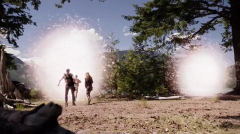 VampireDiariesWorld-dot-org_PrimevalNewWorldS01E13-2356.jpg