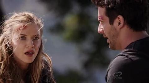 VampireDiariesWorld-dot-org_PrimevalNewWorldS01E13-2514.jpg