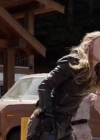 VampireDiariesWorld-dot-org_PrimevalNewWorldS01E13-2218.jpg