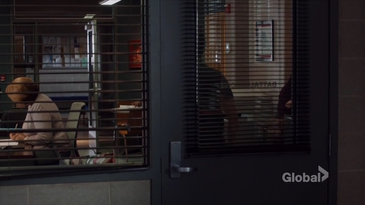 VampireDiariesWorld-dot-nl_ChigagoFire5x01-1124.jpg