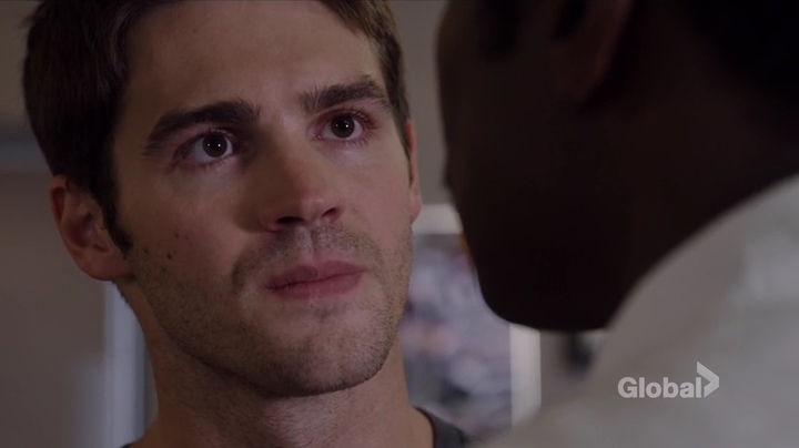 VampireDiariesWorld-dot-nl_ChigagoFire5x01-1172.jpg