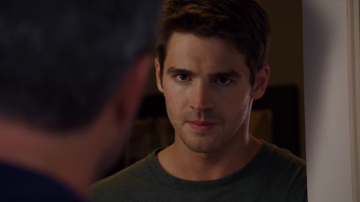 VampireDiariesWorld-dot-nl_ChigagoFire5x01-1976.jpg