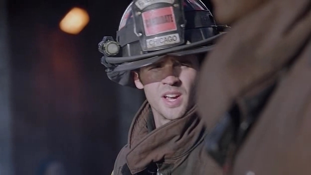 VampireDiariesWorld-dot-nl_ChigagoFire5x02-1054.jpg