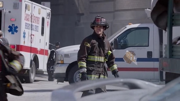VampireDiariesWorld-dot-nl_ChigagoFire5x02-1059.jpg