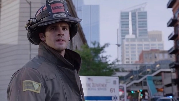 VampireDiariesWorld-dot-nl_ChigagoFire5x02-1094.jpg