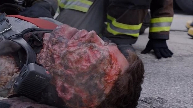 VampireDiariesWorld-dot-nl_ChigagoFire5x02-1141.jpg