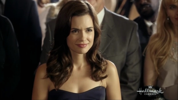 VampireDiariesWorld-dot-org_BestChristmasPartyEver0118.jpg