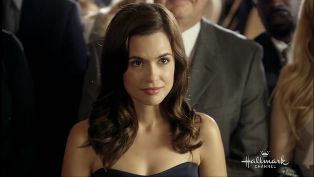 VampireDiariesWorld-dot-org_BestChristmasPartyEver0122.jpg