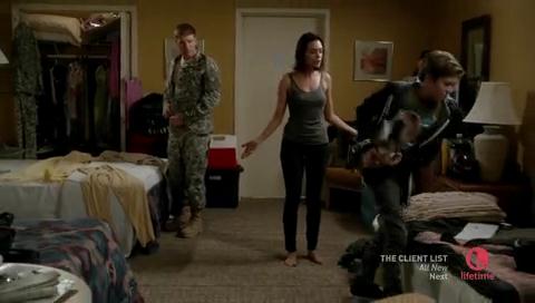 VampireDiariesWorld-dot-org_ArmyWives7x021285.jpg