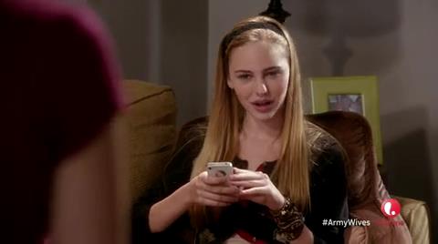 VampireDiariesWorld-dot-org_ArmyWives-S07E05-0715.jpg