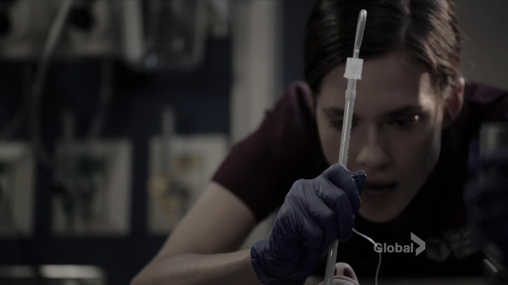 vampirediariesworld_dot_nl-ChigagoMed1x05-1824.jpg vampirediariesworld_dot_nl-ChigagoMed1x05-1824.jpg