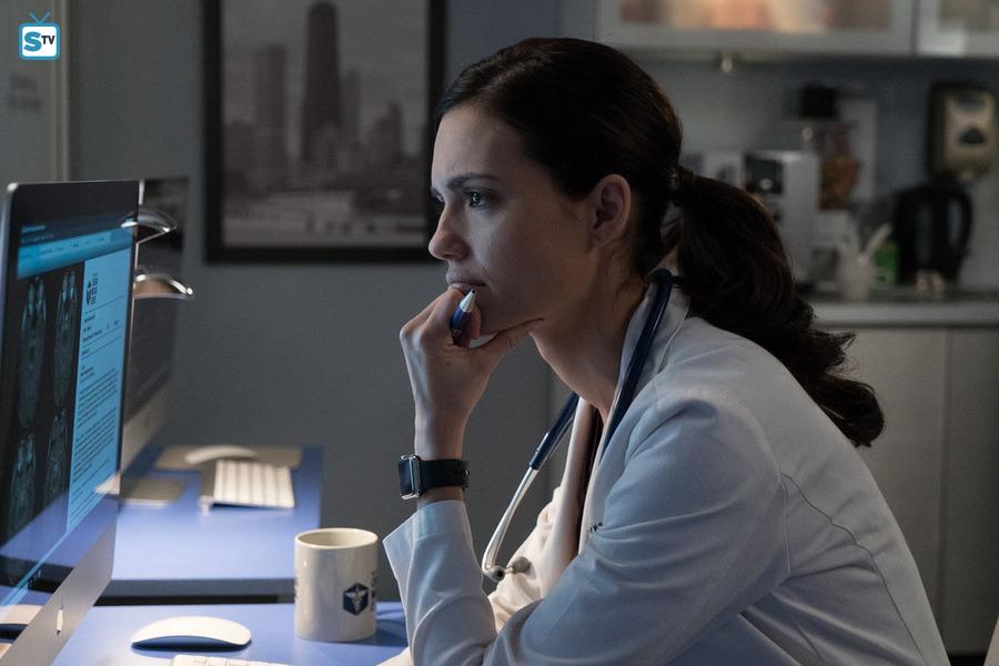 1x08-001.jpg