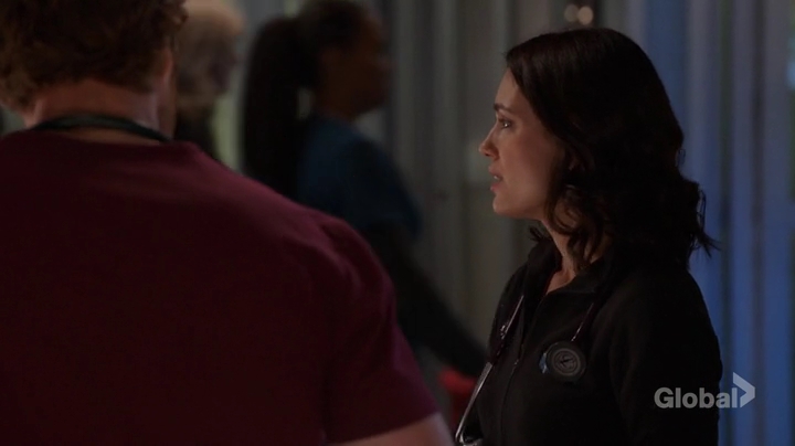 VampireDiariesWorld-dot-nl_ChigagoMed3x13-0343.jpg