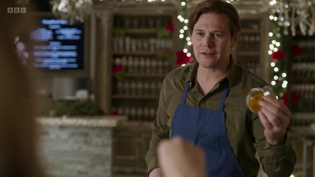 vampirediariesworld-dot-nl_AChristmasToSavour2471.jpg vampirediariesworld-dot-nl_AChristmasToSavour2471.jpg