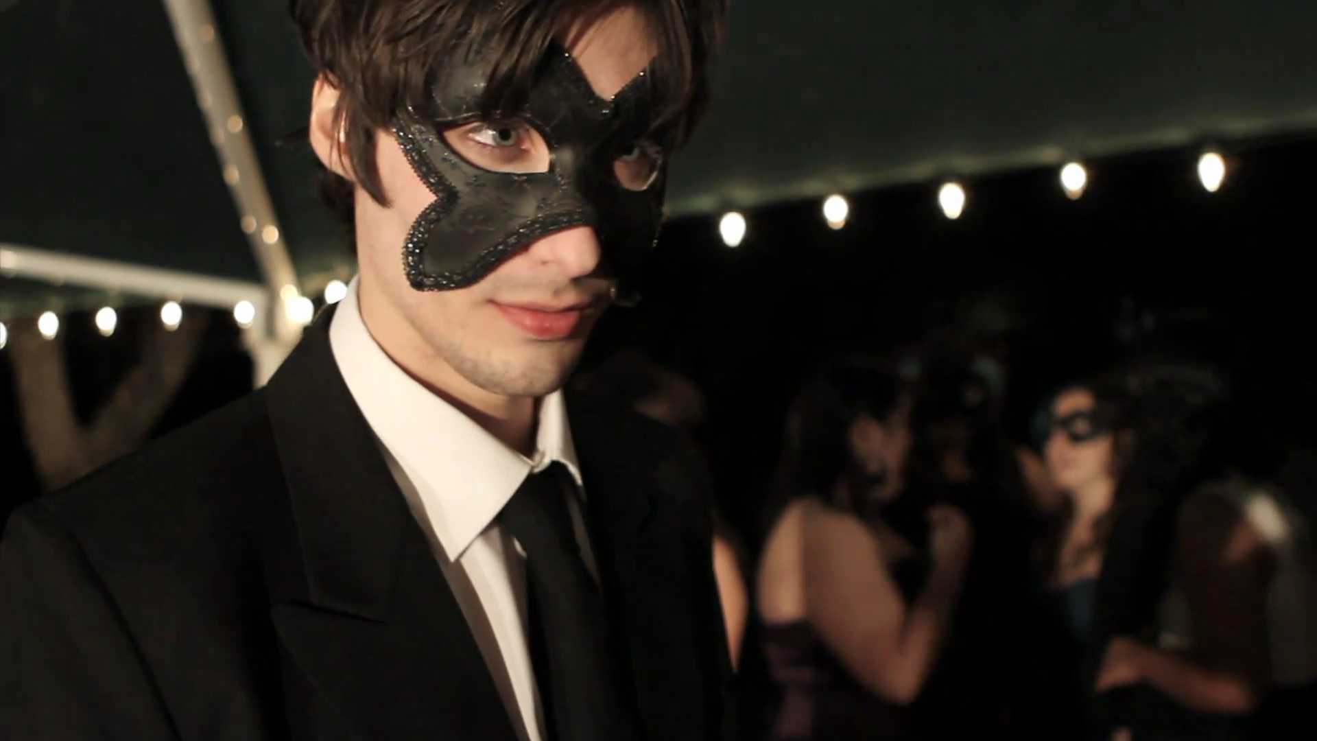 VampireDiariesWorld_dot_org-TheHillywoodShowParody0772.png VampireDiariesWorld_dot_org-TheHillywoodShowParody0772.png