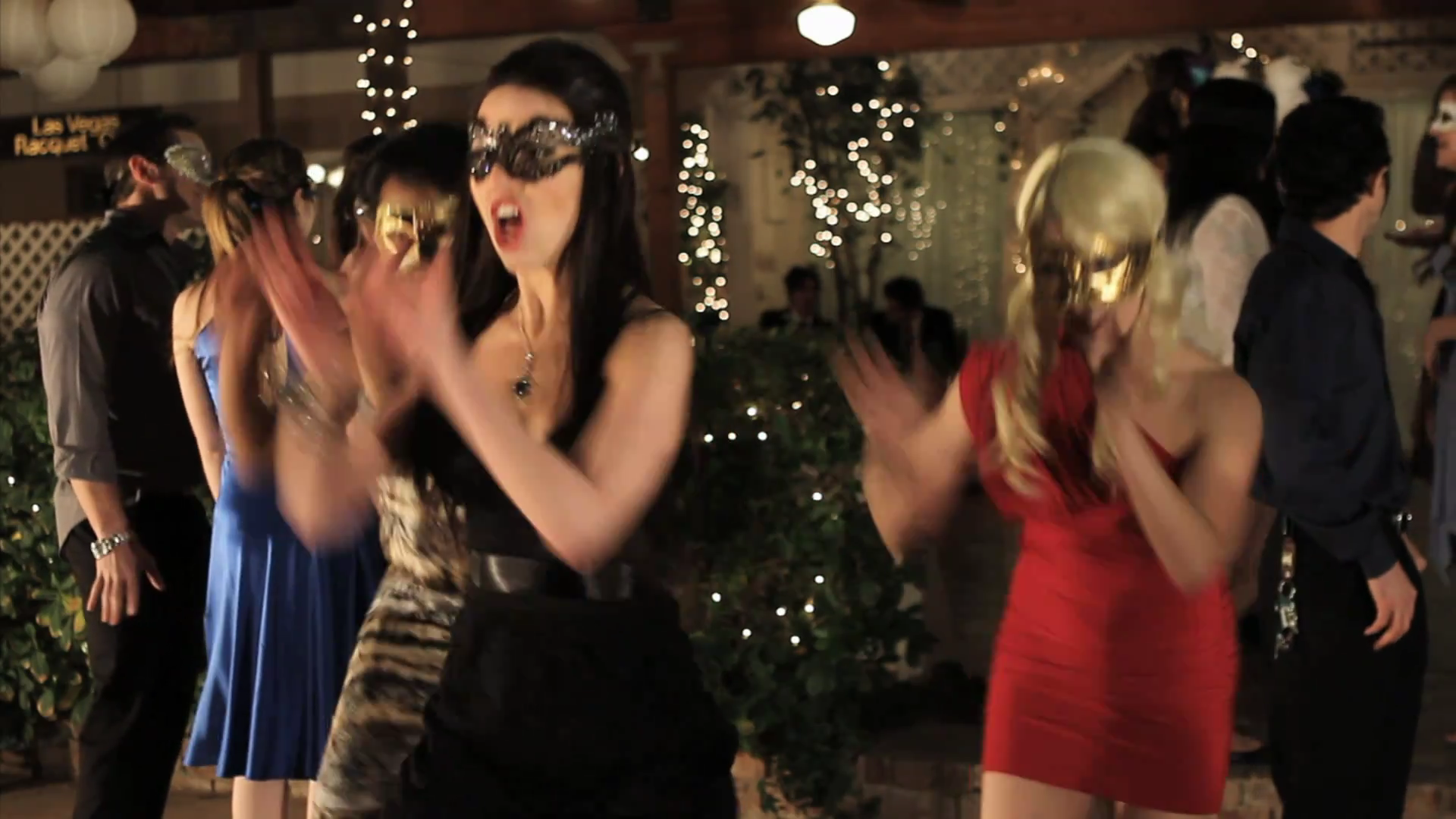 VampireDiariesWorld_dot_org-TheHillywoodShowParody0778.png VampireDiariesWorld_dot_org-TheHillywoodShowParody0778.png