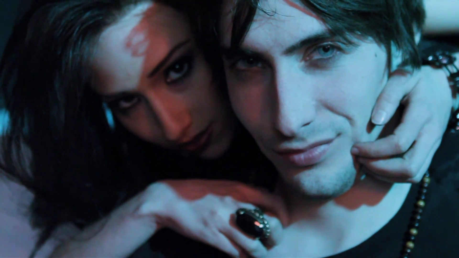 VampireDiariesWorld_dot_org-TheHillywoodShowParody0952.png VampireDiariesWorld_dot_org-TheHillywoodShowParody0952.png