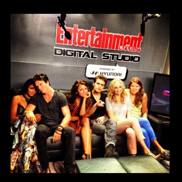 cast001.jpg