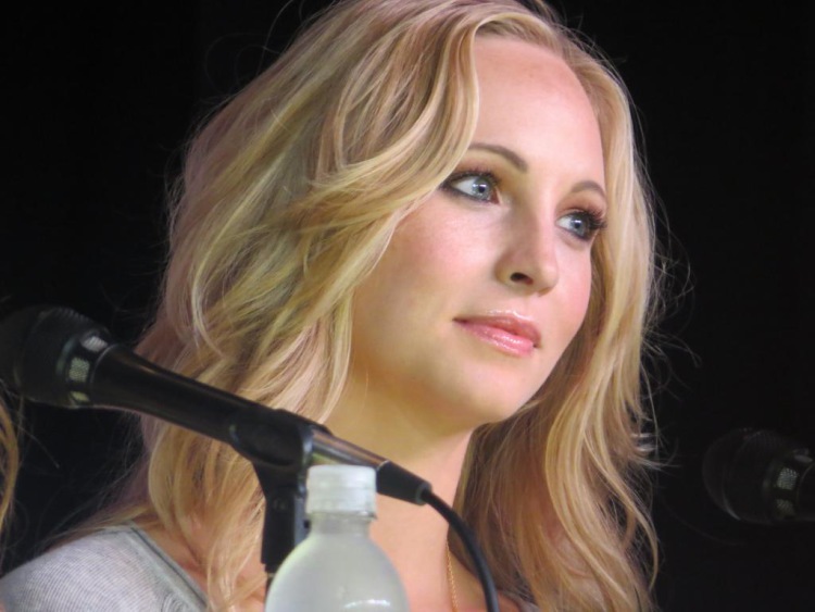 candice023.jpg candice023.jpg