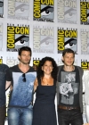 cast002.jpg