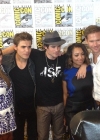 cast006.jpg