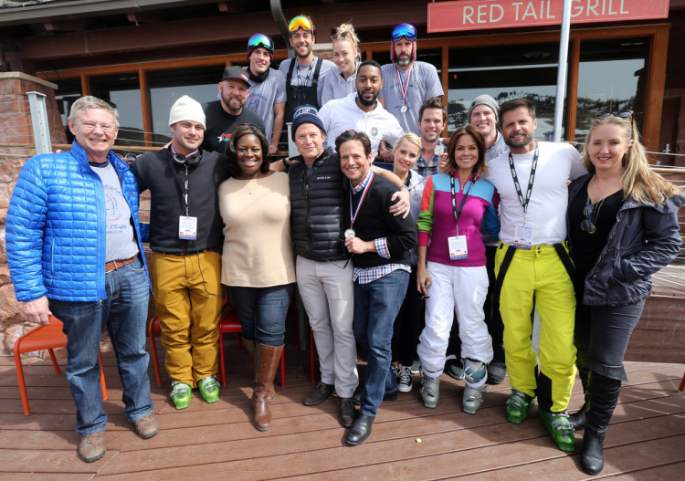 cast001.jpg