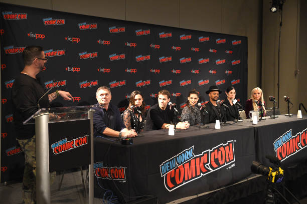 panel004.jpg
