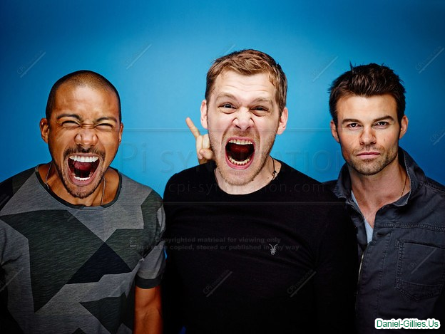 cast011.jpg