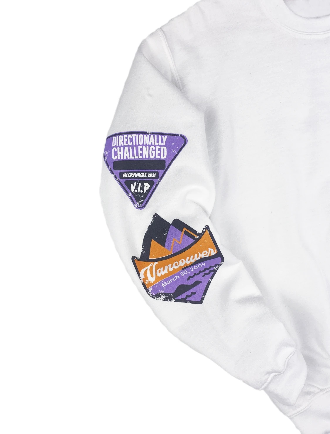 white-sweatshirt002.jpg white-sweatshirt002.jpg